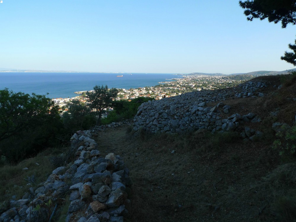 Πεζοπορία στην αυγουστιάτικη πανσέληνο